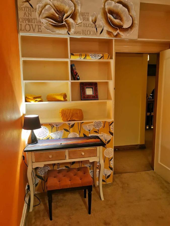Peaceful Retreat Hideaway Surrey Apartment Ишър Екстериор снимка